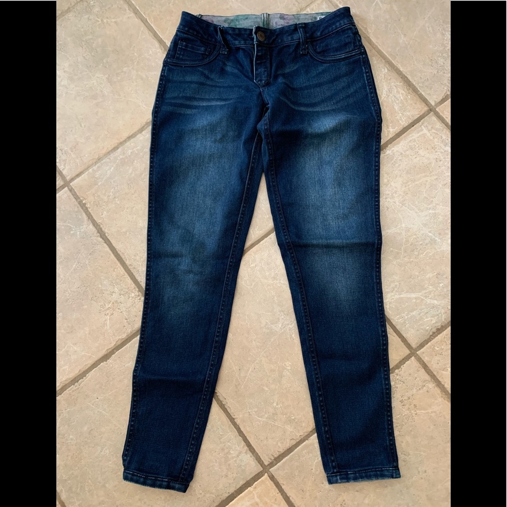Flip Side Reversible Jeans - Picture 2 of 4